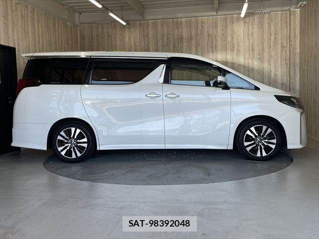 Toyota ALPHARD 2018-04 6901499-16
