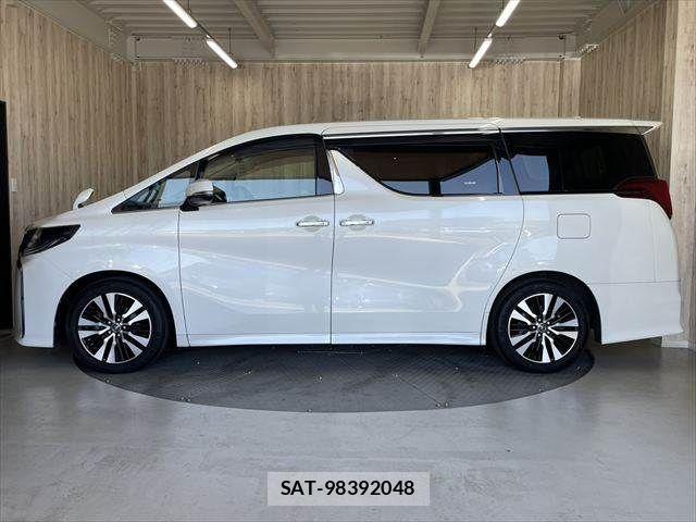 Toyota ALPHARD 2018-04 6901499-20