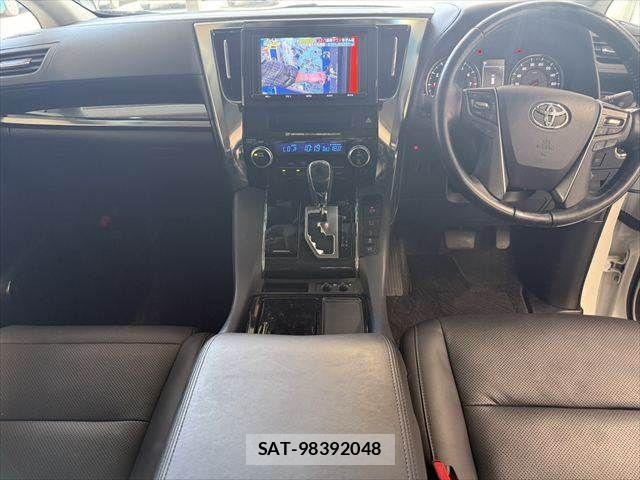 Toyota ALPHARD 2018-04 6901499-2
