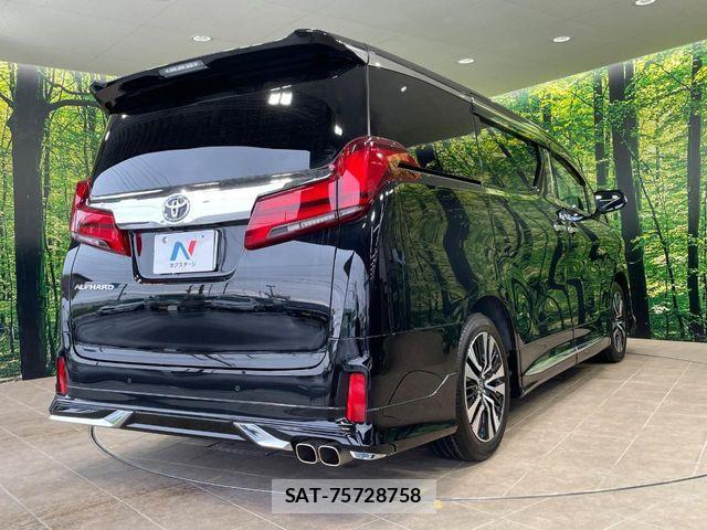 Toyota ALPHARD 2023-02 6901439-17