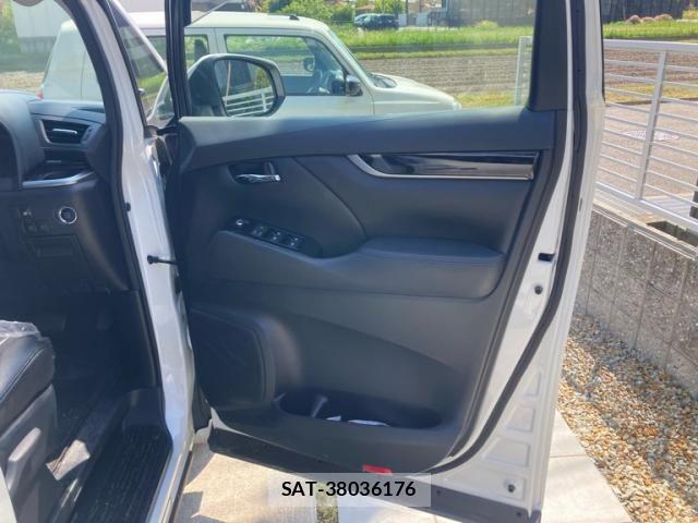 Toyota ALPHARD 2019-05 6901517-9