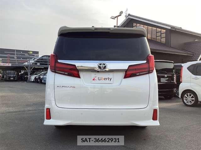 Toyota ALPHARD 2021-02 6901459-11