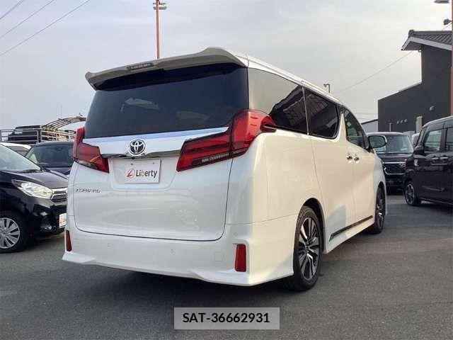Toyota ALPHARD 2021-02 6901459-12