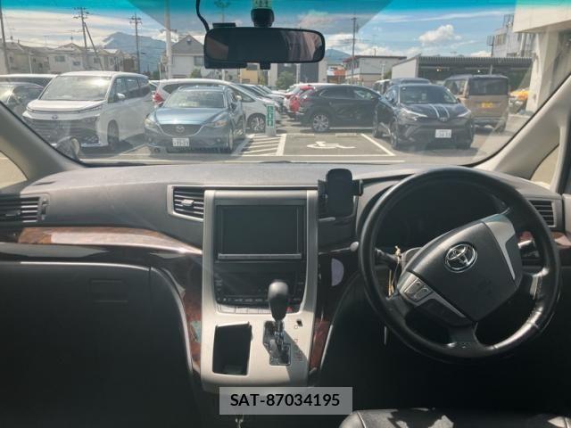 Toyota ALPHARD 2013-11 6901544-12