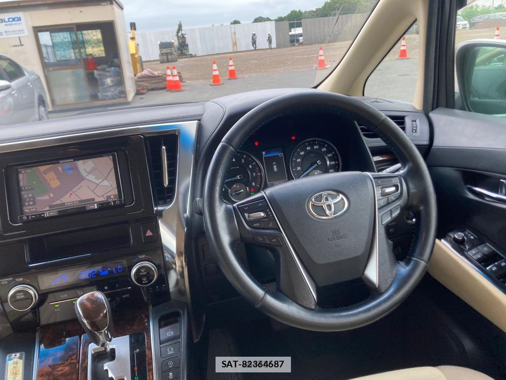 Toyota ALPHARD 2018 6921106-10