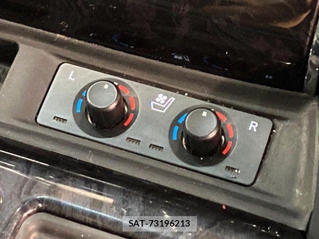 Toyota ALPHARD 2021-04 6986710-6