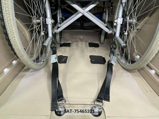Toyota ALPHARD 2012-11 6987146-13
