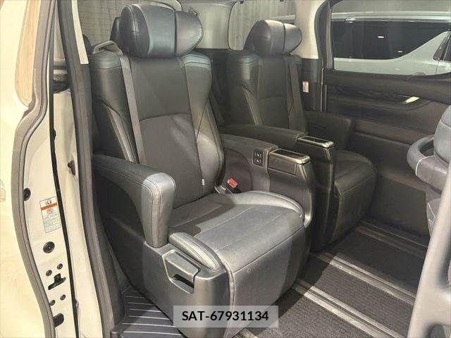Toyota ALPHARD 2019-03 6987028-8
