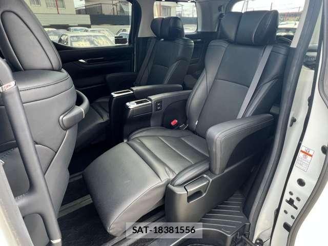 Toyota ALPHARD 2019-11 6986808-14
