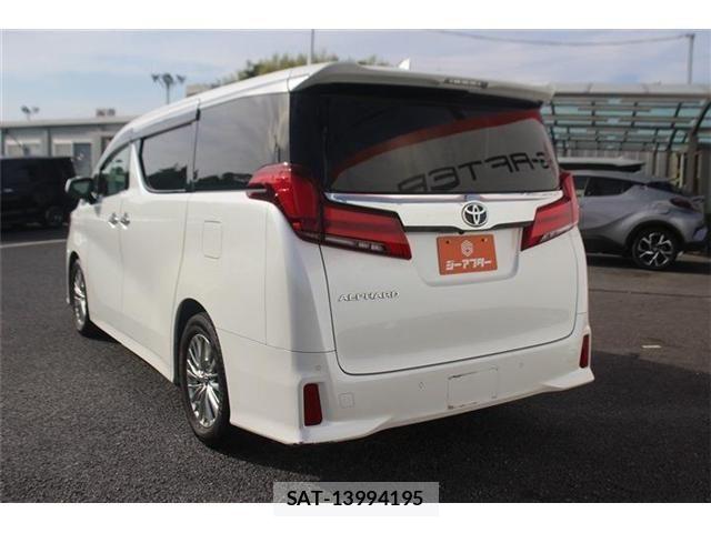 Toyota ALPHARD 2019-04 6987040-10