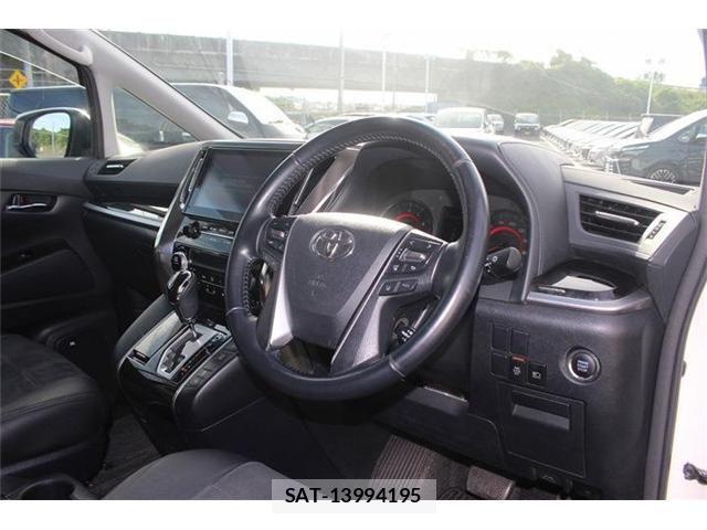 Toyota ALPHARD 2019-04 6987040-29