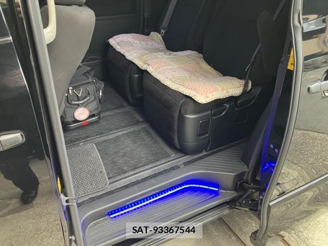 Toyota ALPHARD 2010-06 7019959-16