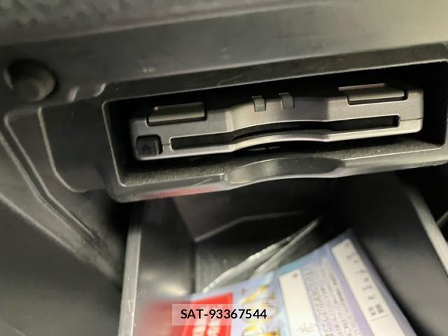 Toyota ALPHARD 2010-06 7019959-24