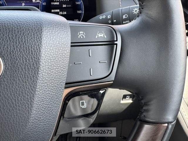 Toyota ALPHARD 2025-02 7019819-24