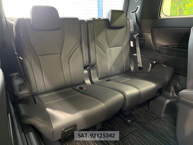 Toyota ALPHARD 2024-11 7019861-9