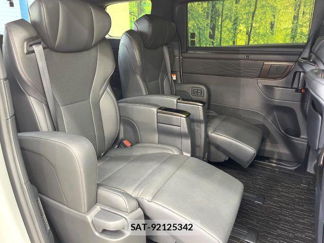 Toyota ALPHARD 2024-11 7019861-8