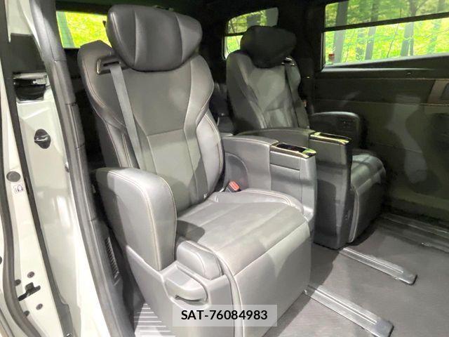 Toyota ALPHARD 2023-10 7019896-8