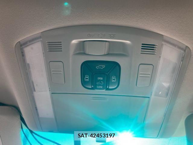 Toyota ALPHARD 2010-12 7057316-20