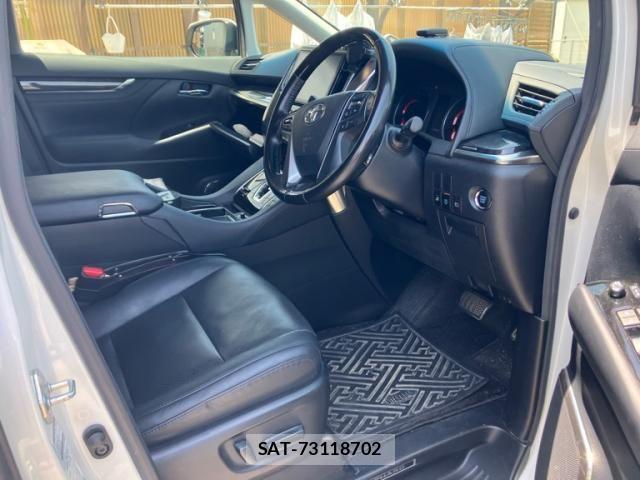 Toyota ALPHARD 2018-06 7057292-9