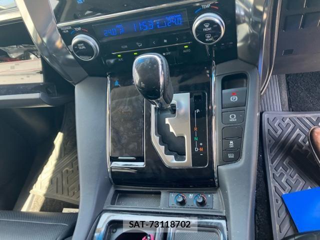 Toyota ALPHARD 2018-06 7057292-17