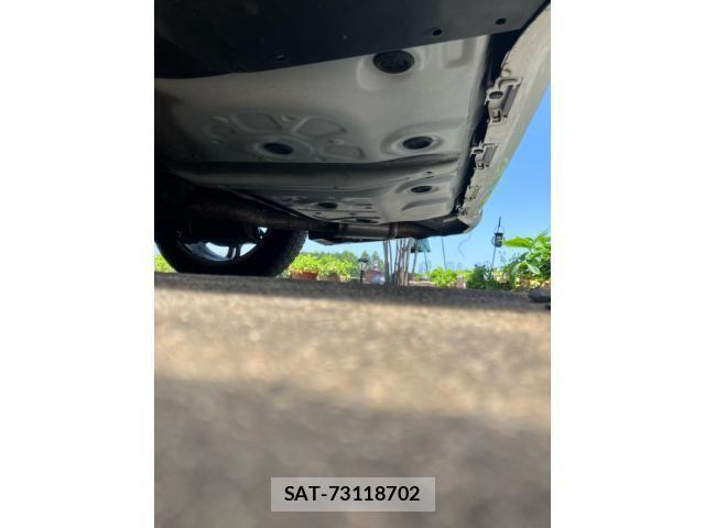 Toyota ALPHARD 2018-06 7057292-6