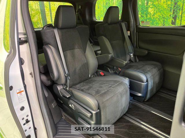 Toyota ALPHARD 2020-09 7057276-8