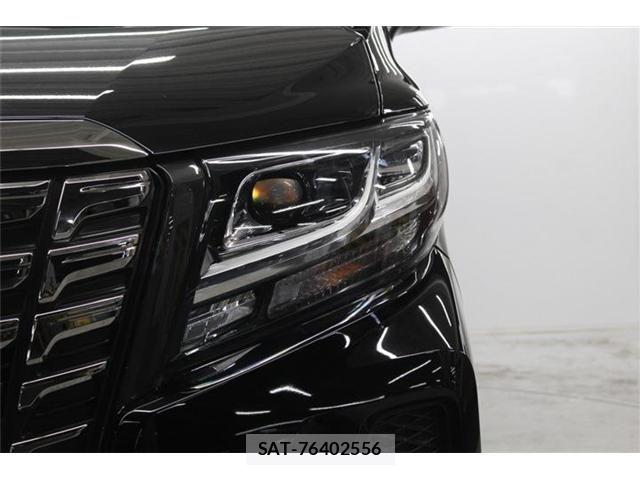Toyota ALPHARD 2017-03 7057298-14