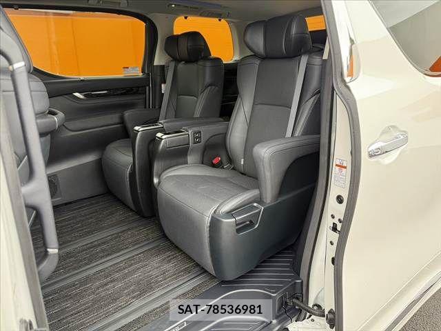 Toyota ALPHARD 2022-03 7057226-17