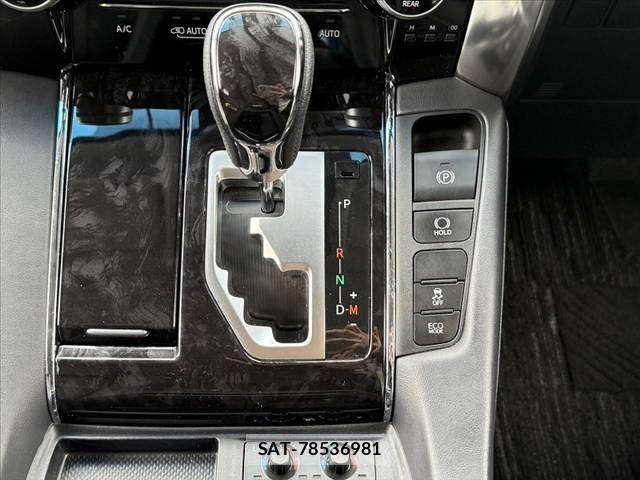 Toyota ALPHARD 2022-03 7057226-24