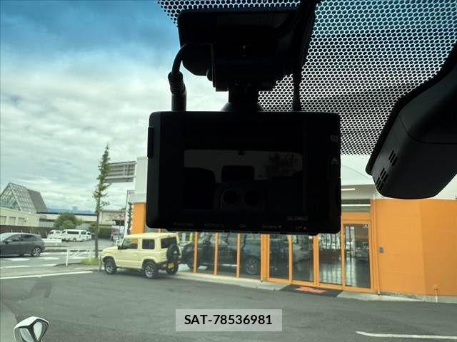 Toyota ALPHARD 2022-03 7057226-27