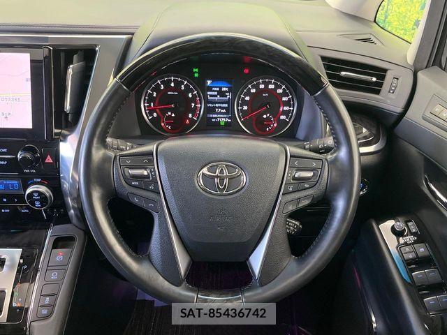 Toyota ALPHARD 2022-04 7057225-12