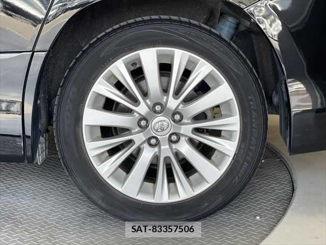 Toyota ALPHARD 2012-06 7057308-15