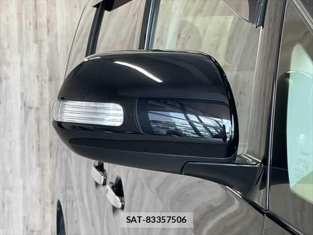Toyota ALPHARD 2012-06 7057308-28