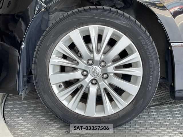 Toyota ALPHARD 2012-06 7057308-29