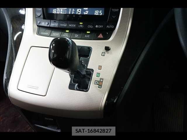 Toyota ALPHARD 2014-10 7057303-11