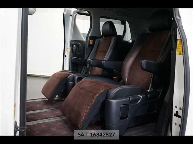 Toyota ALPHARD 2014-10 7057303-17