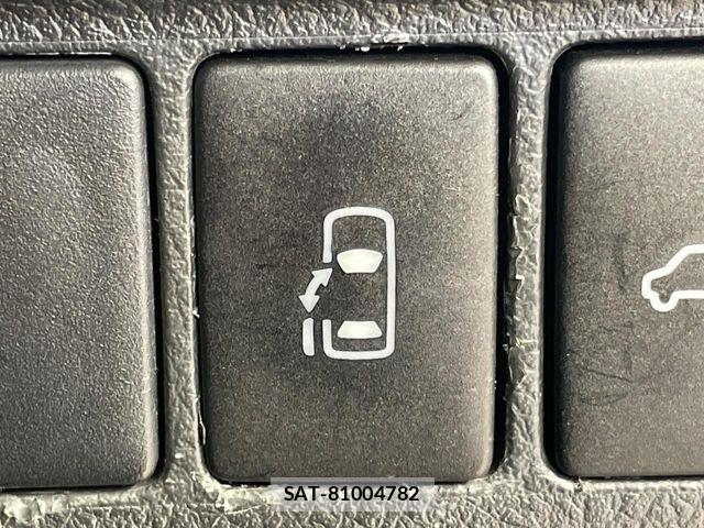 Toyota ALPHARD 2010-10 7057307-3