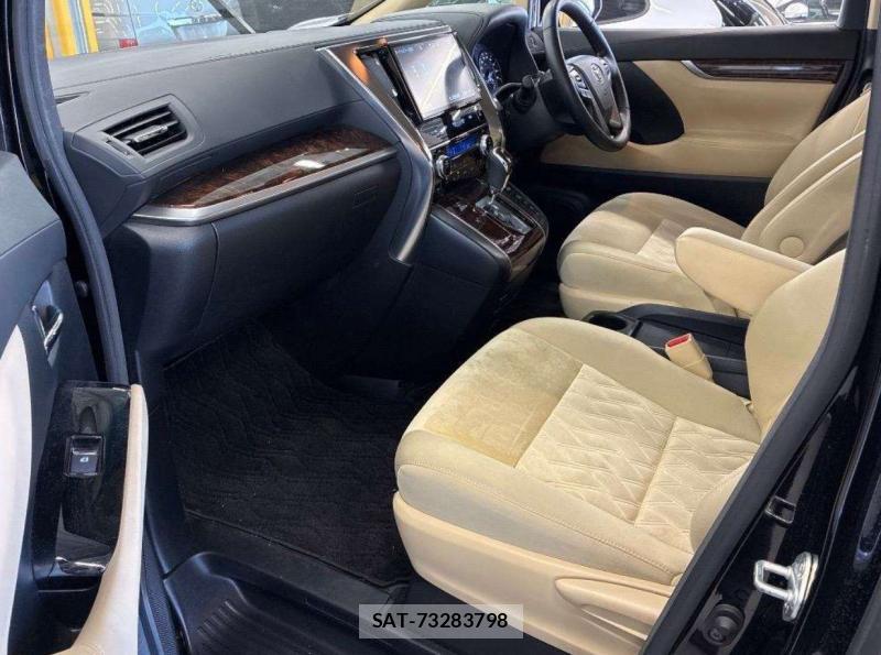 Toyota ALPHARD 2018-06 7199103-3