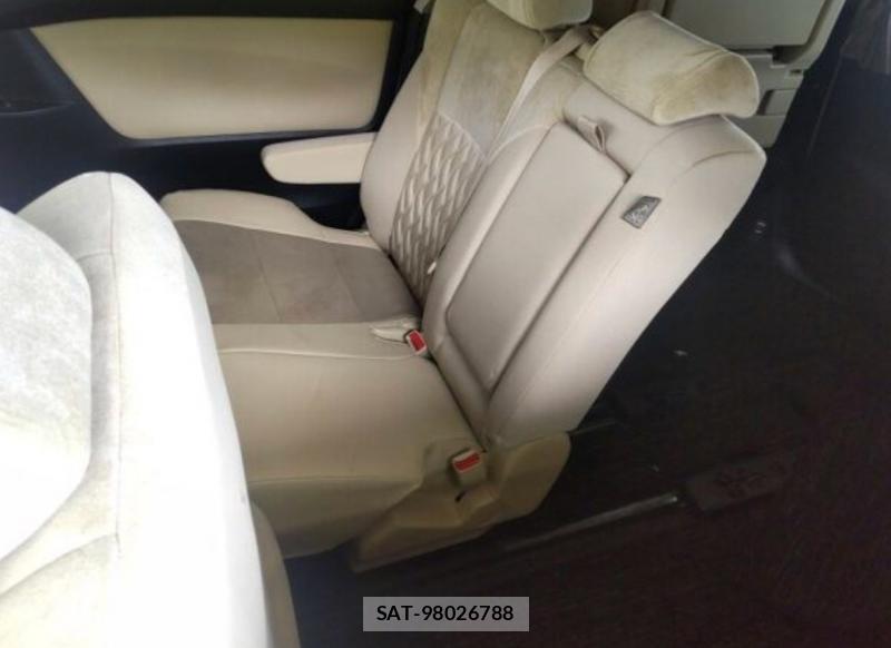 Toyota ALPHARD 2018-10 7199043-5