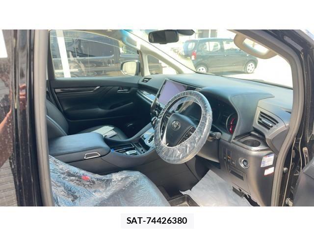 Toyota ALPHARD 2022-01 7214299-10