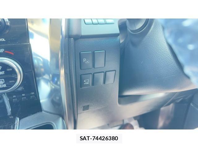 Toyota ALPHARD 2022-01 7214299-22
