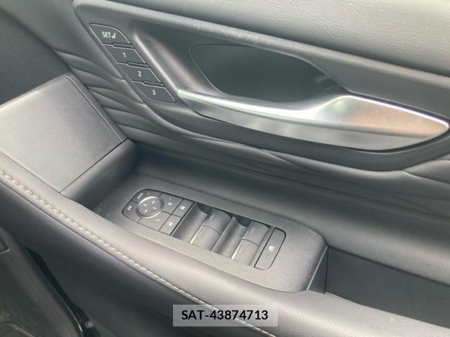 Toyota ALPHARD 2024-11 7214348-11