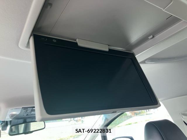 Toyota ALPHARD 2021-09 7214295-12