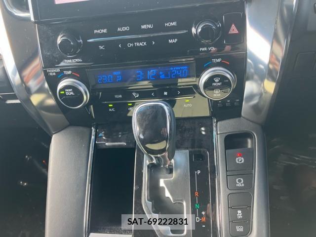 Toyota ALPHARD 2021-09 7214295-22