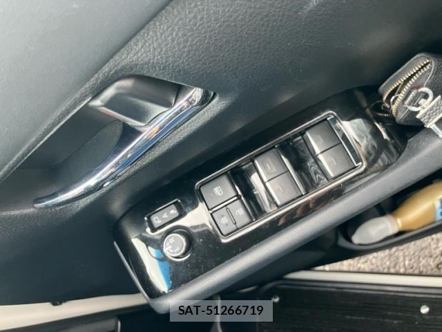 Toyota ALPHARD 2021-07 7214280-12