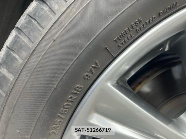 Toyota ALPHARD 2021-07 7214280-5