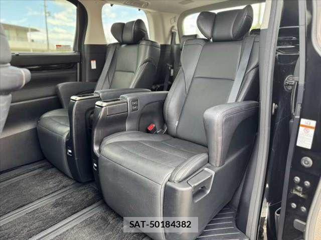 Toyota ALPHARD 2015-10 7214141-17