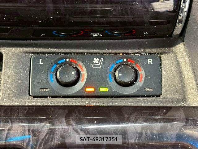 Toyota ALPHARD 2020-01 7214227-6