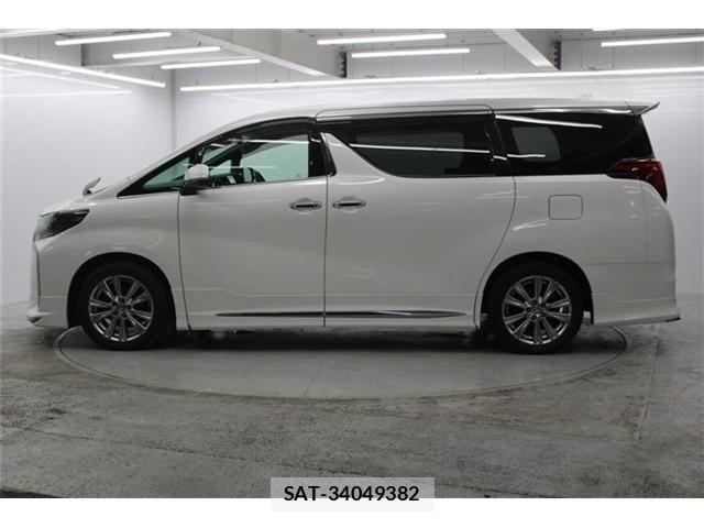 Toyota ALPHARD 2020-09 7214243-7