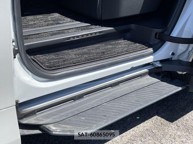 Toyota ALPHARD 2023-11 7214332-9